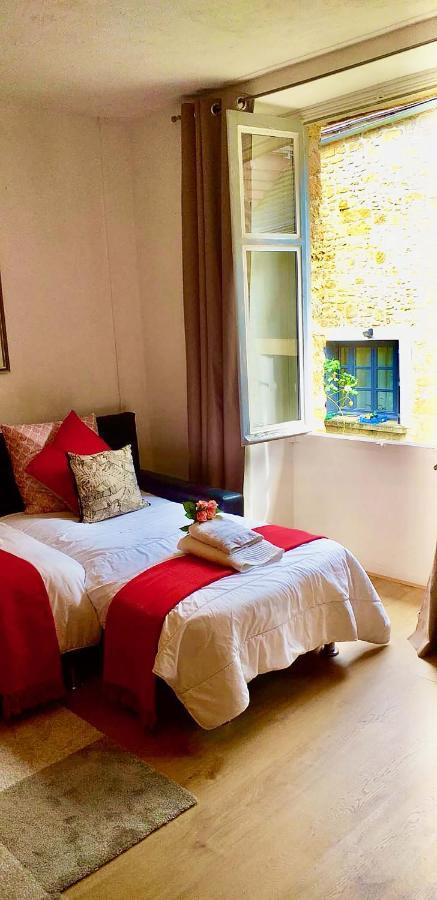 Franreal, 4 Appartements Сарла-ла-Канеда Екстер'єр фото